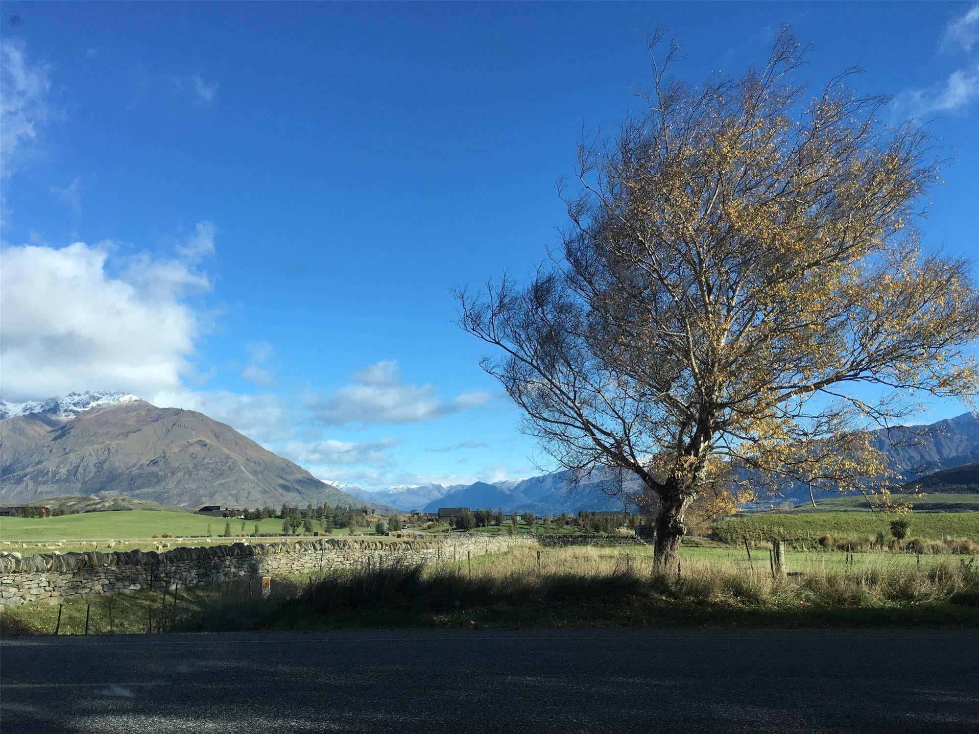 Remarkables Lodge Jack's Point Exteriör bild