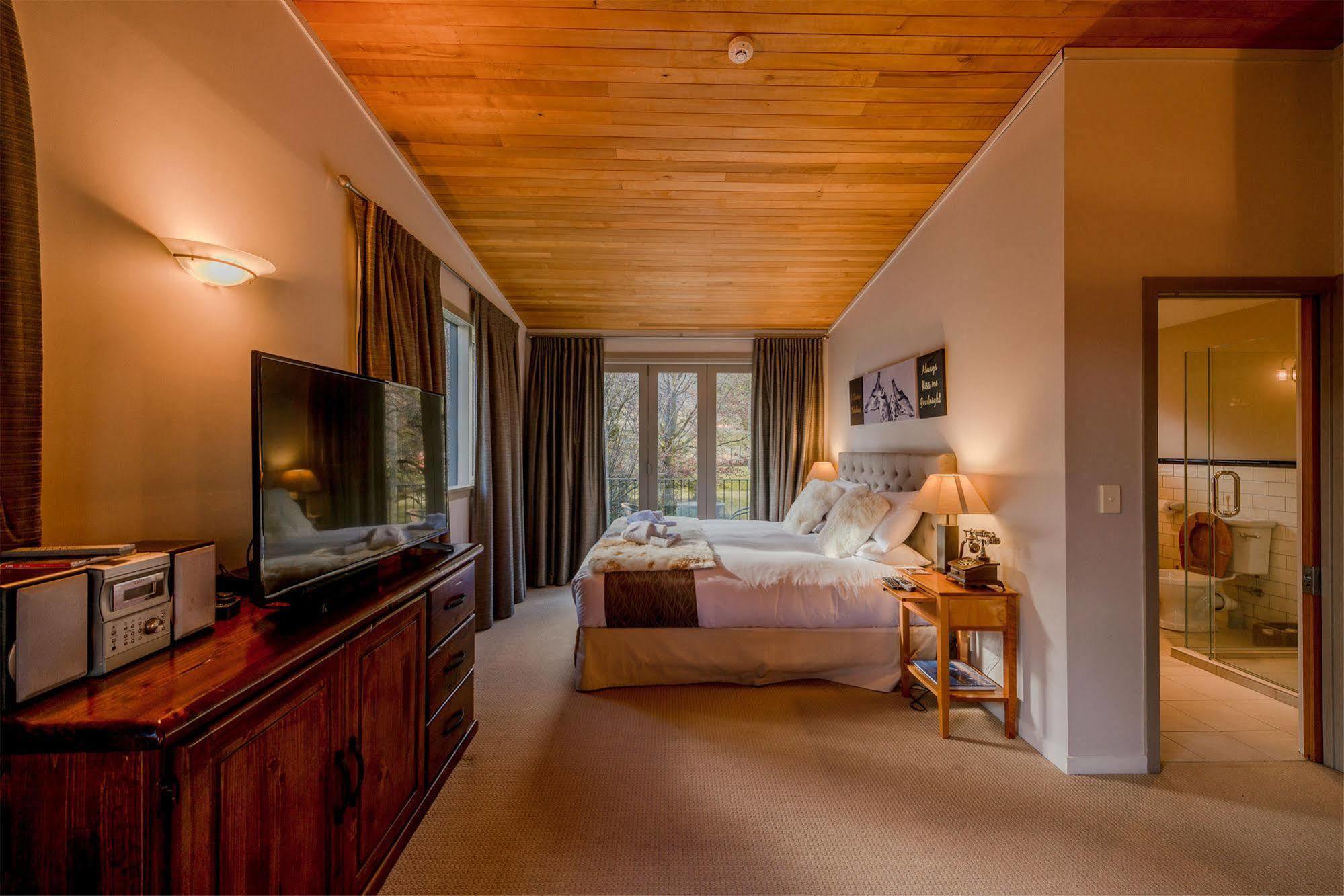 Remarkables Lodge Jack's Point Exteriör bild