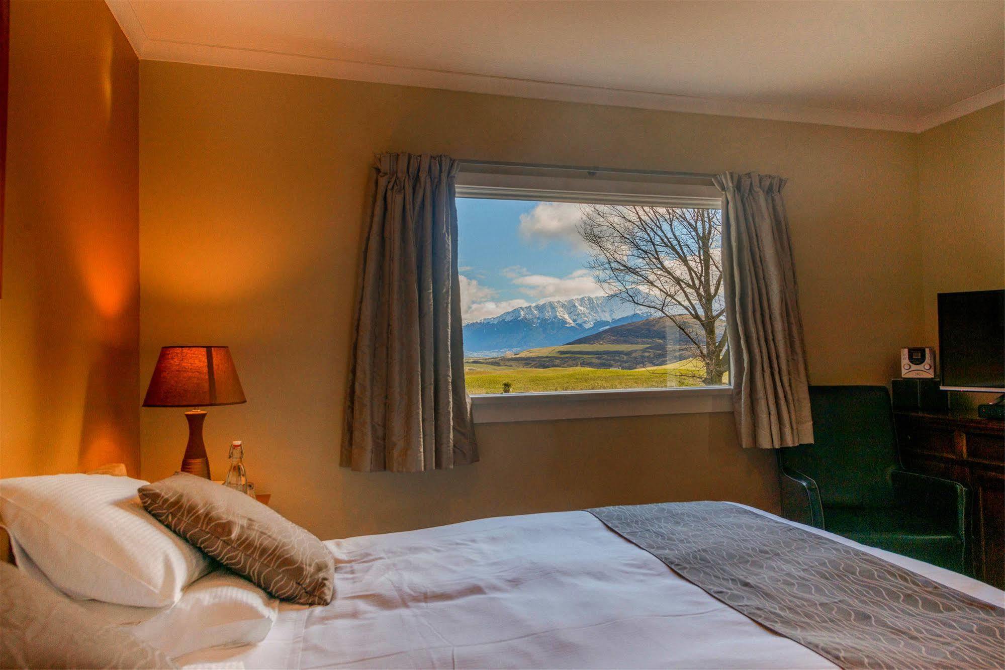 Remarkables Lodge Jack's Point Exteriör bild