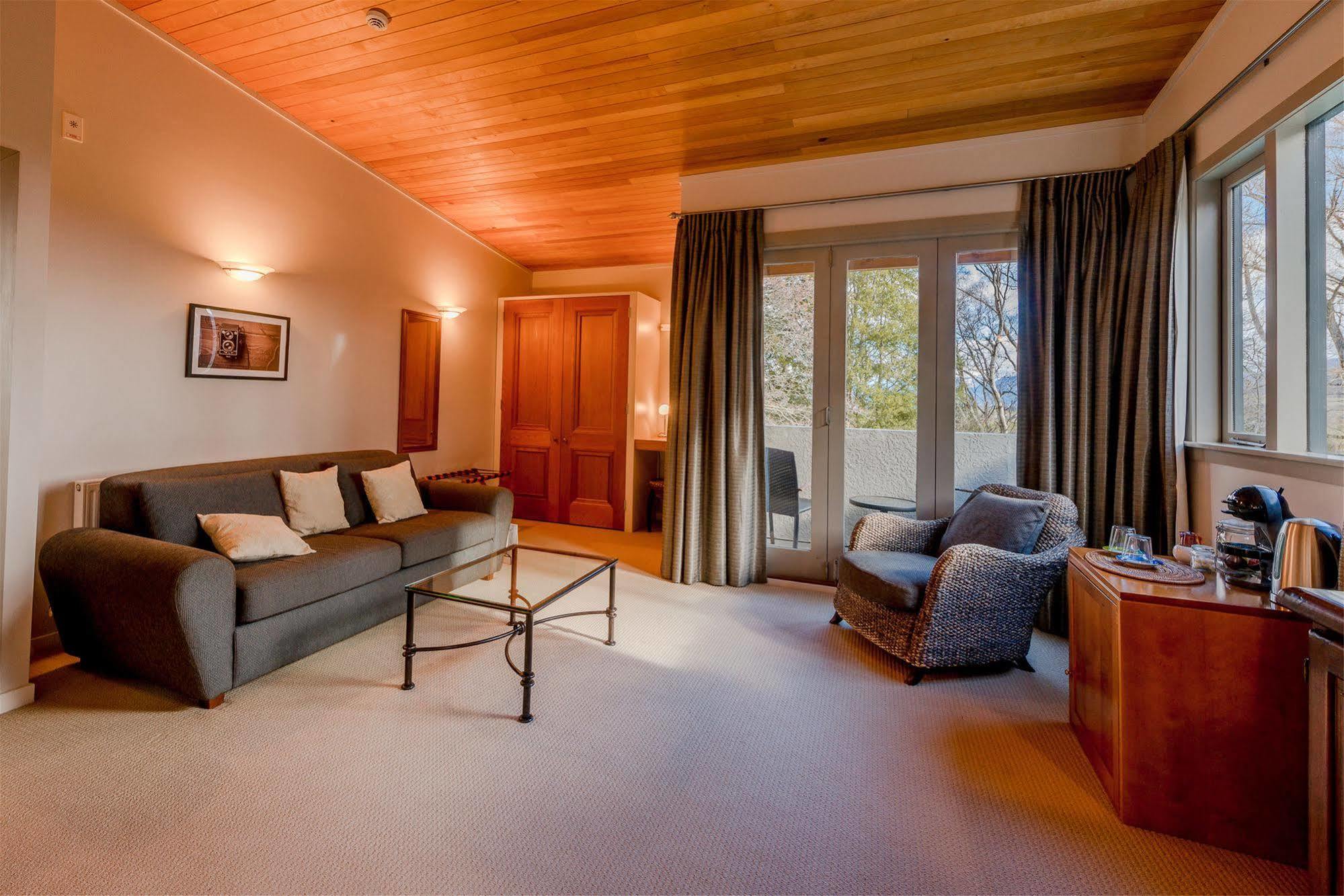 Remarkables Lodge Jack's Point Exteriör bild